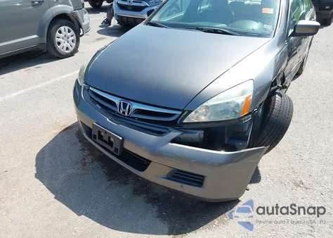 2007 Honda Accord 2.4 Ex z USA, uszkodzony, nr VIN 1HGCM56867A071530